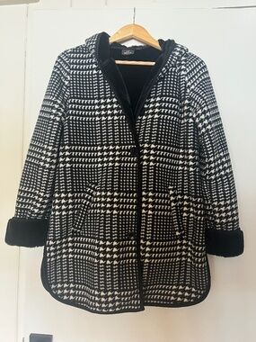 Ike Behar Women’s Houndstooth Plush Lined Hooded Jacket Coat (S)